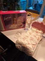 Glamour bed Barbie met doos, Kinderen en Baby's, Speelgoed | Poppenhuizen, Gebruikt, Ophalen of Verzenden