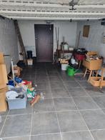 Te huur: ruime garage met tuin, Immo, Garages & Places de parking, Province de Flandre-Orientale