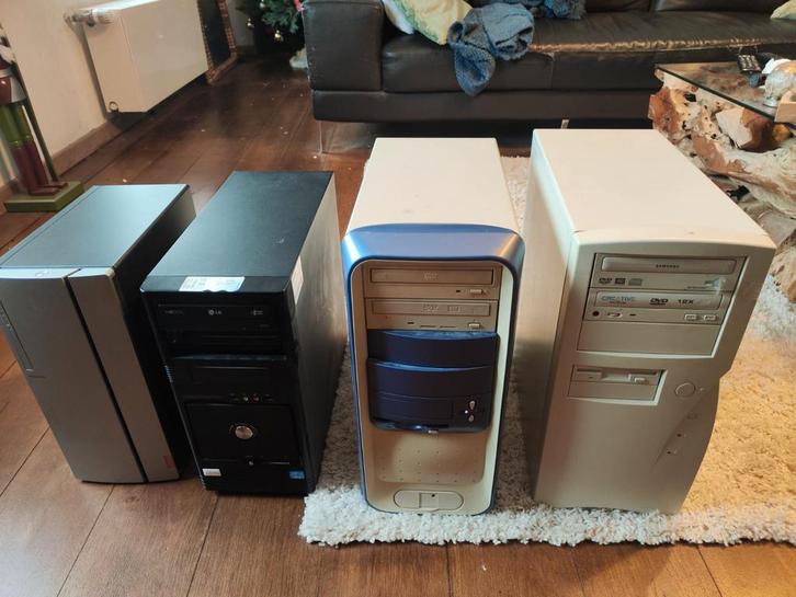 4 tours pc, Informatique & Logiciels, Ordinateurs de bureau, Enlèvement