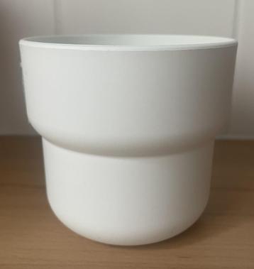 Cache-pot neuf, hauteur 10 cm beschikbaar voor biedingen