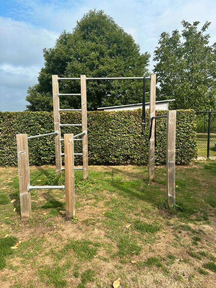 Outdoor - calisthenics k-sport rek - bezig met afbreken, Sport en Fitness, Fitnessapparatuur, Zo goed als nieuw, Ophalen