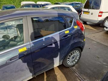 Portier 4Deurs links-achter van een Ford Fiesta beschikbaar voor biedingen
