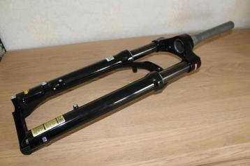 SR Suntour SF21 XCR32 voor 27,5"  beschikbaar voor biedingen
