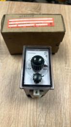 Tijd Relais Dold industrieel, Ophalen