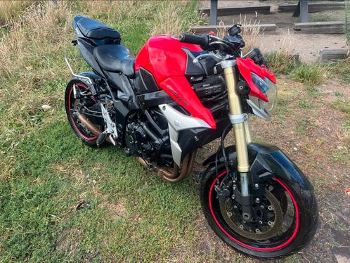 Suzuki gsr750, Motoren, Motoren | Suzuki, Particulier, Naked bike, meer dan 35 kW, 4 cilinders, Motorrijbewijs A, Ophalen
