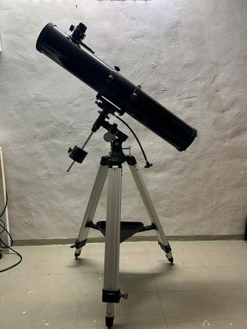 Telescoop beschikbaar voor biedingen