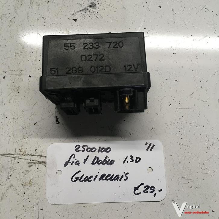 Fiat Doblo 1.3 Diesel 2011 2500100   Gloei relais 55 233 720, Auto-onderdelen, Elektronica en Kabels, Gebruikt, Ophalen of Verzenden
