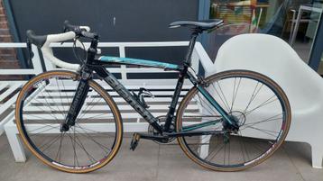 Koersfiets Bianchi via Nirone, Vélos & Vélomoteurs, Enlèvement, Utilisé