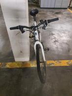 Decathlon 26" mountainbike. Gemengd gebruik. Heel weinig geb, Fietsen en Brommers, Ophalen of Verzenden, Zo goed als nieuw