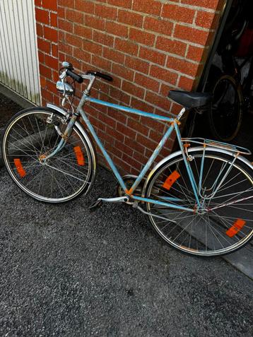 Heren fiets beschikbaar voor biedingen