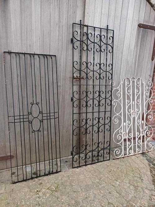 3 smeedijzeren wandrekken, Tuin en Terras, Tuinwanddecoratie, Zo goed als nieuw, Ophalen