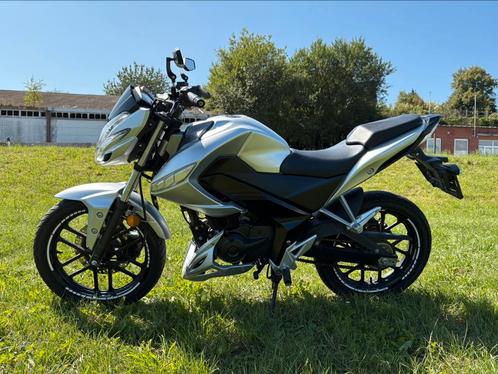 Kymco 125cc vanaf 2019 8000km, Motoren, Motoren | Overige merken, Particulier, Toermotor, 11 kW of minder, 1 cilinder, LED Verlichting