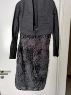 Dames kleed met vestje maat40, Enlèvement, Porté