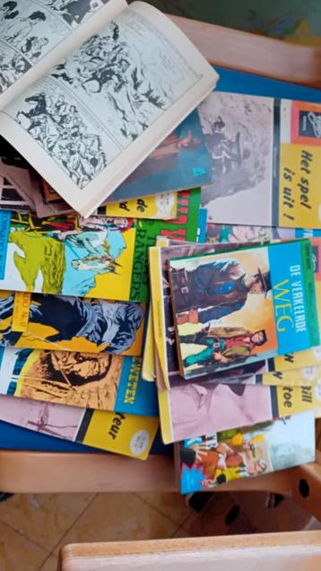 Verzameling westernstrips 17 tal beschikbaar voor biedingen