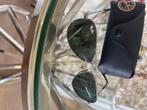 Lunettes de soleil ray ban aviator noir, Handtassen en Accessoires, Zonnebrillen en Brillen | Heren, Zonnebril, Zwart, Ophalen of Verzenden