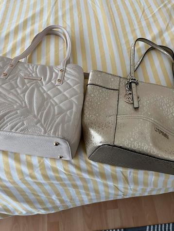 Handtas Guess beschikbaar voor biedingen