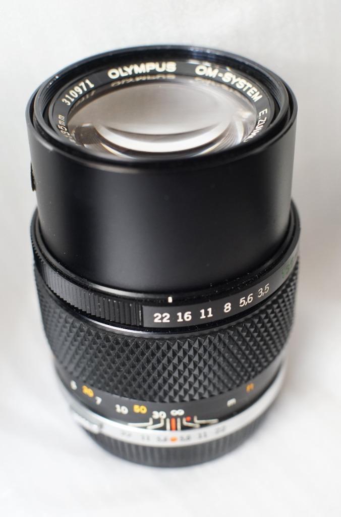 Olympus-OM-Zuiko-Auto-T 135 mm 3,5, Audio, Tv en Foto, Fotocamera's Analoog, Zo goed als nieuw, Spiegelreflex, Olympus, Ophalen of Verzenden