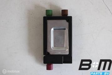 USB hub met spanningsomvormer VW 5G0035953C beschikbaar voor biedingen