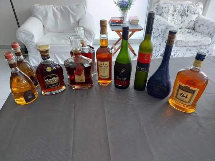 Lot dranken, Verzamelen, Wijnen, Zo goed als nieuw, Overige typen, Overige gebieden, Ophalen