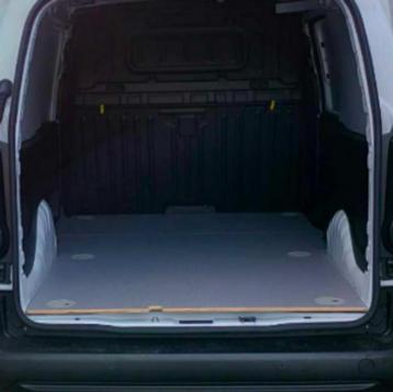 VLOER EN WANDBEKLEDING BESTELWAGEN  beschikbaar voor biedingen