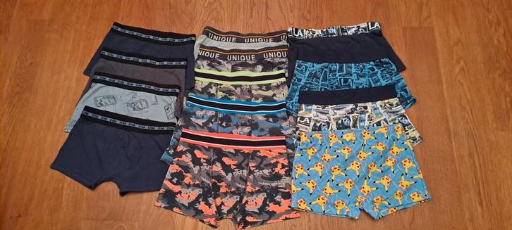 Boxershorts + nieuwe zwembroek 13stuks maat 134/140, Kinderen en Baby's, Kinderkleding | Maat 140, Zo goed als nieuw, Jongen, Nacht- of Onderkleding