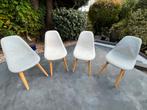 Stoelen in Scandinavische stof, massief houten poten., Ophalen, Gebruikt, Hout, Vier