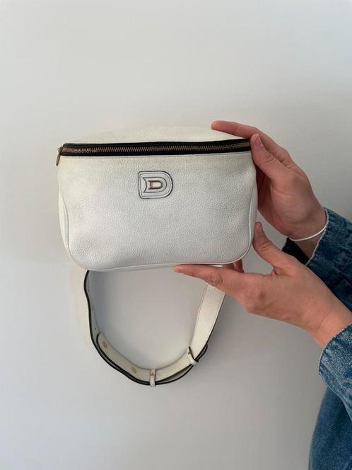 Evasion Delvaux - wit, Handtassen en Accessoires, Tassen | Damestassen, Zo goed als nieuw, Wit, Ophalen