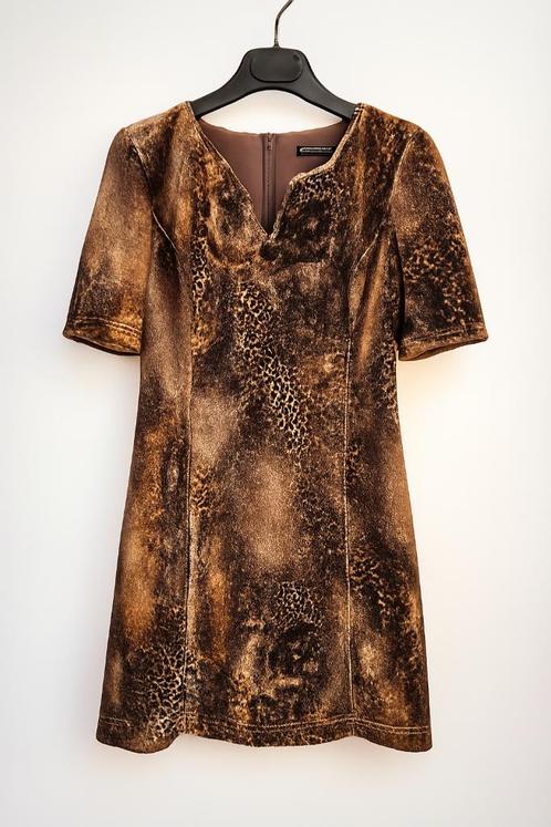 Elegant Caroline Biss Velvet Jurk – Maat 36 – Animal Print, Kleding | Dames, Jurken, Zo goed als nieuw, Maat 36 (S), Bruin, Knielengte