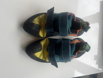 Klimschoenen Simond beschikbaar voor biedingen