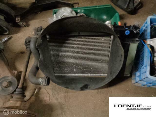 Radiateur BMW e30 m40 automaat 316i 318i, Auto-onderdelen, Motor en Toebehoren, BMW, Gebruikt, Ophalen of Verzenden