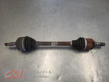 Aandrijfas links-voor van een Opel Movano beschikbaar voor biedingen