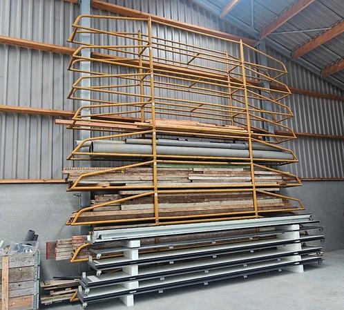 Grote stevige XL stapelrekken, Doe-het-zelf en Bouw, Kratten en Dozen, Gebruikt, Ophalen of Verzenden