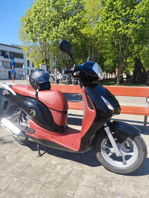 Honda PES Scooter 125cc, Motoren, Motoren | Honda, Particulier, Scooter, 1 cilinder, Ophalen