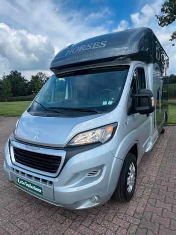 Prachtige Equitrek paardenwagen uit 2020 met 47.000KM! beschikbaar voor biedingen