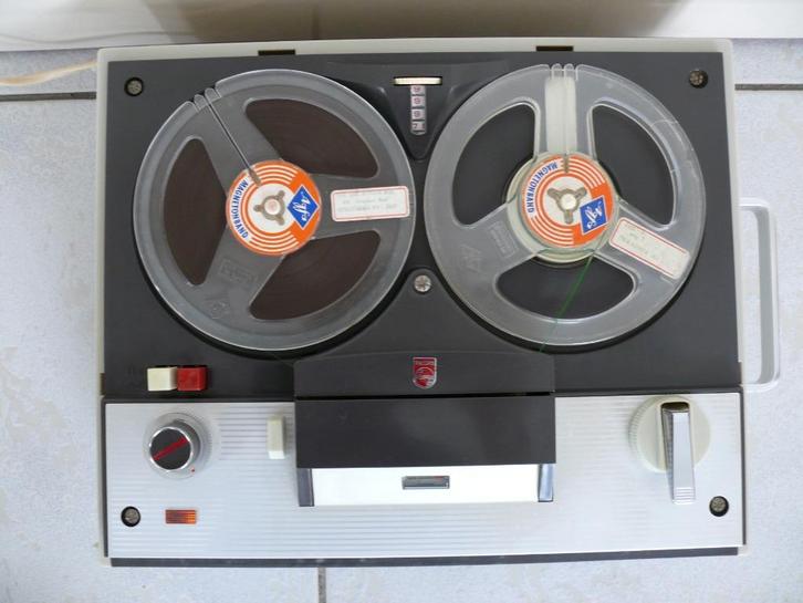 Perfect spelende bandrecorder Philips EL3551 - 4 sporen, Audio, Tv en Foto, Bandrecorder, Bandrecorder, Met stofkap, Met banden