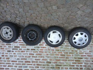 4 remorkbanden beschikbaar voor biedingen