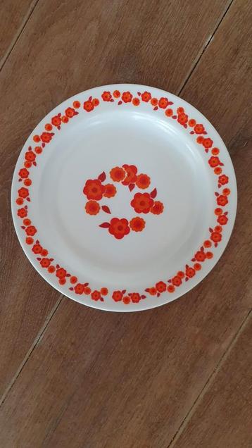 7xArcopal lotus desserbordjes 19cm beschikbaar voor biedingen