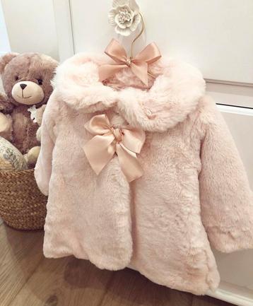 Prachtige mantel Lovebyjackie - maat 4 jaar (nieuwstaat)  beschikbaar voor biedingen