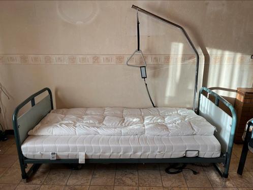 Elektrisch zorgbed ziekenhuisbed, Huis en Inrichting, Slaapkamer | Bedden, Gebruikt, Eenpersoons, Metaal, Blauw, Verstelbaar, Ophalen
