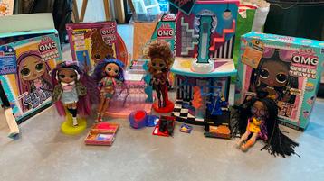 4 Lol poppetjes + winkel/café, Gebruikt, Accessoires