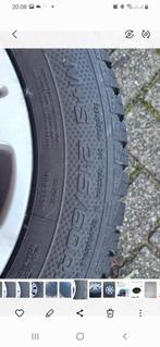 Winterbanden met velgen en originele kuga ford, Auto-onderdelen, Banden en Velgen, Ophalen, Winterbanden, Velg(en)