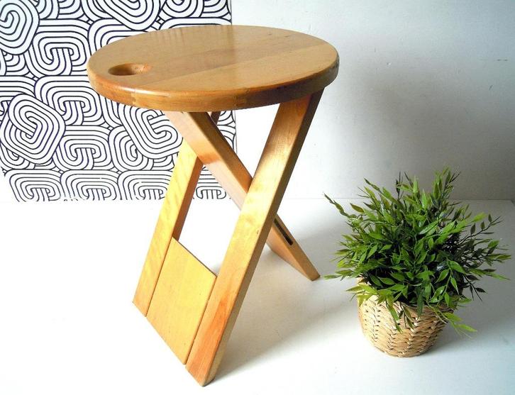 Iconisch design vouwstoel / kruk - Adrian Reed, Antiek en Kunst, Kunst | Designobjecten, Ophalen of Verzenden