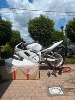 Yamaha r6, Motoren, Motoren | Yamaha, 4 cilinders, Super Sport, Particulier, Meer dan 35 kW