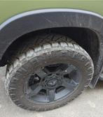 Pneus LT 295/55/R20 Tout-Terrain - Robustesse & Performance