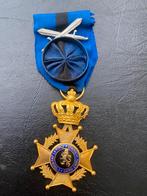 Lot 34 : Médaille de l'Ordre Léopold II, Enlèvement ou Envoi