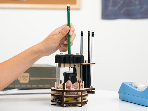 EurekaCrate Electric Pencil Sharpener, Kinderen en Baby's, Speelgoed | Educatief en Creatief, Nieuw, Knutselen, Bouwen, Ontdekken