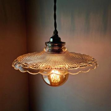 Vintage Franse kristallen hanglamp.  beschikbaar voor biedingen