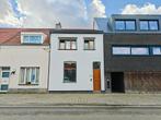 Gerenoveerde rijwoning met grote zuidgerichte tuin, Immo, 500 tot 1000 m², 2 kamers, Tussenwoning, Verkoop zonder makelaar