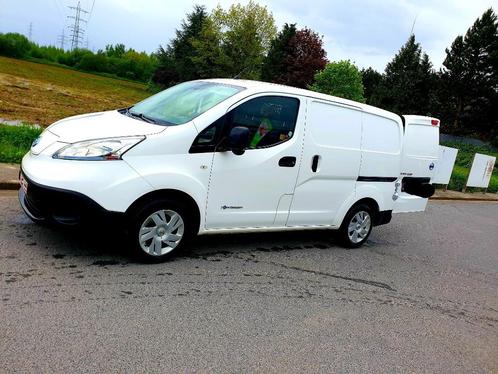 NISSAN CAMIONNETTE NV 200 ELECTRIQUE FULL., Autos, Camionnettes & Utilitaires, Particulier, Airbags, Bluetooth, Verrouillage central