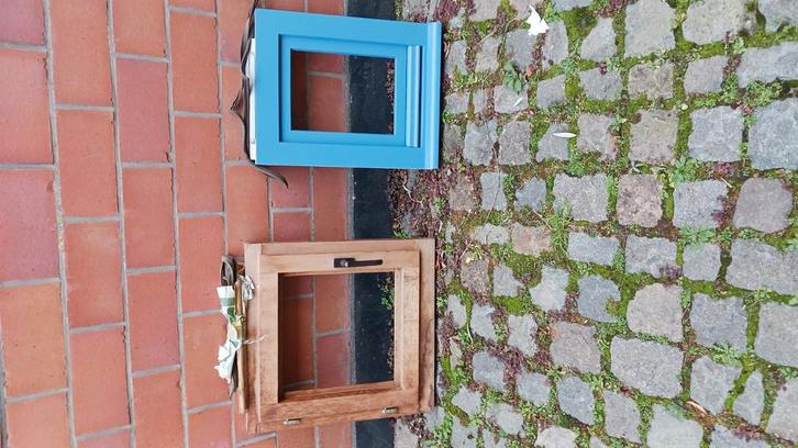2 kleine nieuwe houten ramen, Tuin en Terras, Tuinhuizen, Zo goed als nieuw, Ophalen